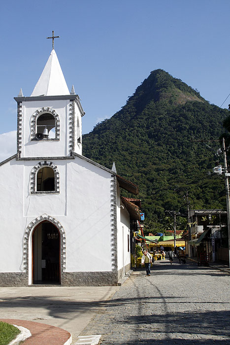 BR0507EM456_ilha_grande.jpg [&copy; Last Frontiers Ltd]