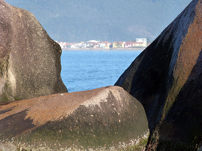 BR0911EP119_ilha-do-papagaio.jpg [&copy; Last Frontiers Ltd]