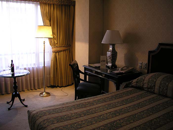 CH0806RB018_parkplaza.jpg [&copy; Last Frontiers Ltd]