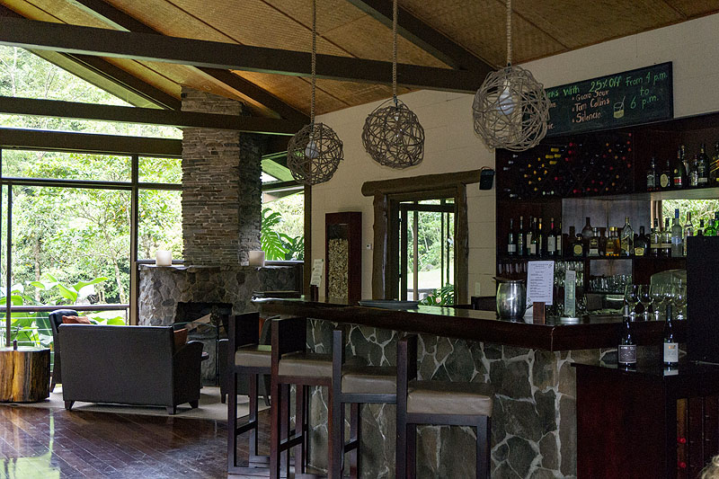 CR0418HG0145_el-silencio-bar.jpg [&copy; Last Frontiers Ltd]
