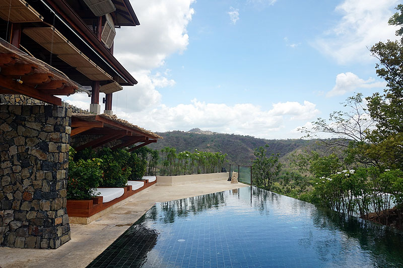 CR0418HG0796_casa-chameleon-las-catalinas-pool.jpg [&copy; Last Frontiers Ltd]