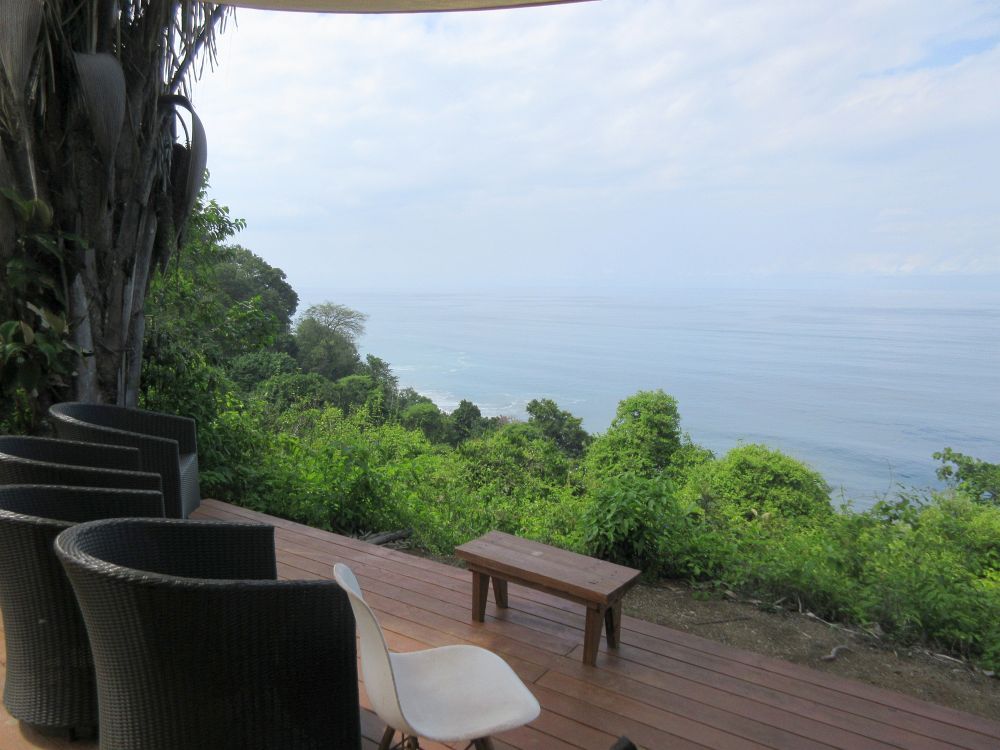 CR2405PC058_el-remanso-viewing-deck.jpg [&copy; Last Frontiers Ltd]