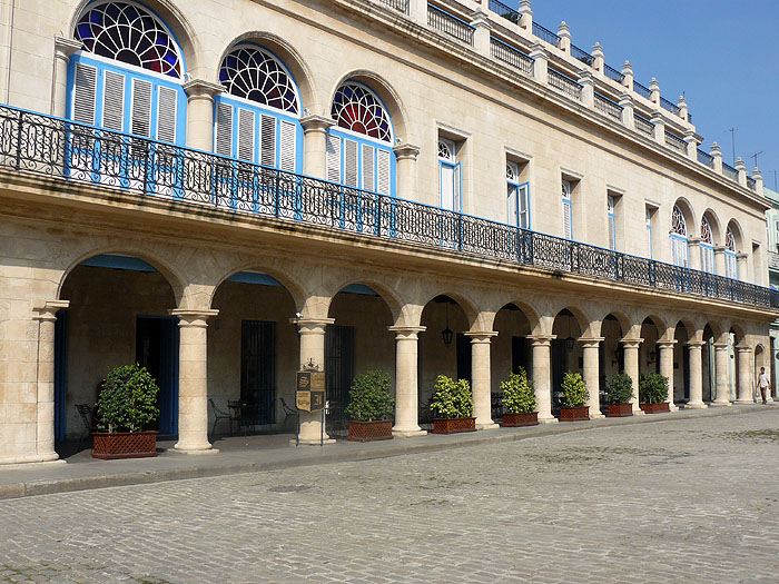 CU0607AB010_santa_isabel.jpg [&copy; Last Frontiers Ltd]