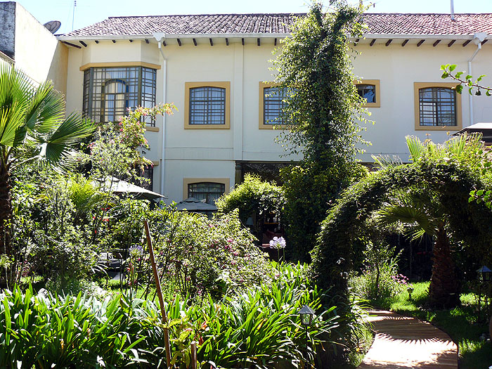 EC0608RB0519_mansion-alcazar.jpg [&copy; Last Frontiers Ltd]