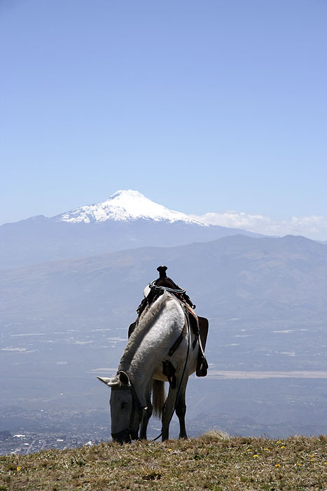 EC0908EP428_quito-teleferico.jpg [&copy; Last Frontiers Ltd]