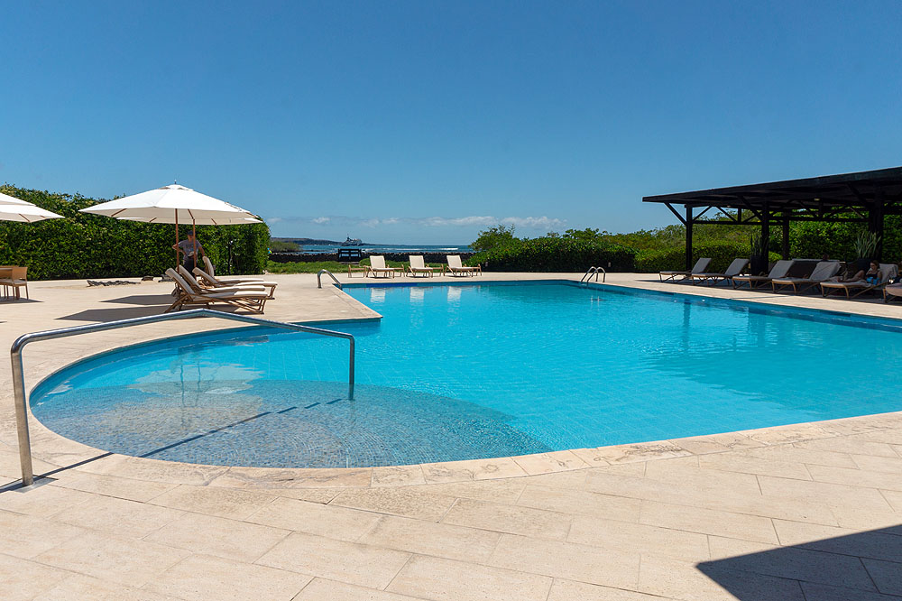 GP1018HG289_finch-bay-pool.jpg [&copy; Last Frontiers Ltd]