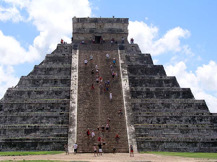 MX0804RB083_chichen_itza.jpg [&copy; Last Frontiers Ltd]