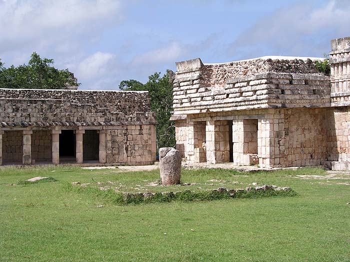 MX0804RB135_uxmal.jpg [&copy; Last Frontiers Ltd]