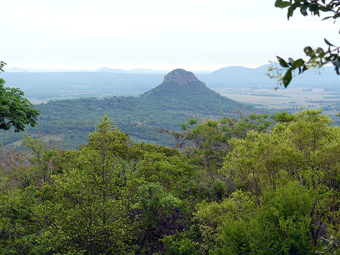 PY0909EP569_eco-reserva-mbatovi.jpg [&copy; Last Frontiers Ltd]