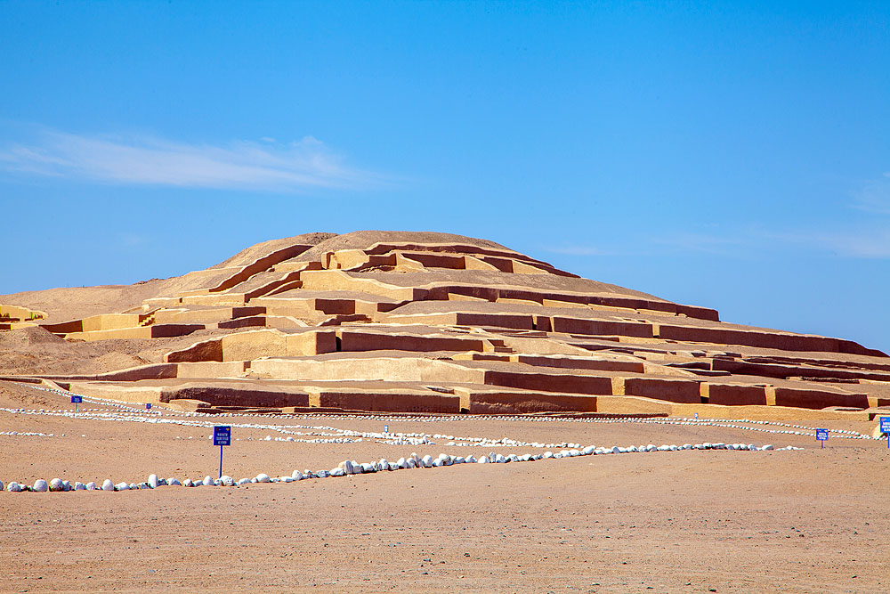 PE10PP008_nazca-cahuachi.jpg [&copy; Last Frontiers Ltd]